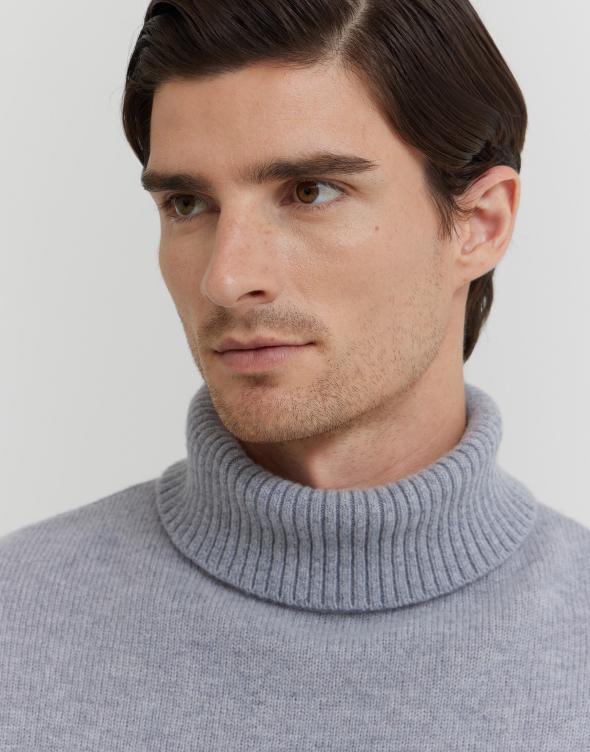 Melanżowy golf z wełną